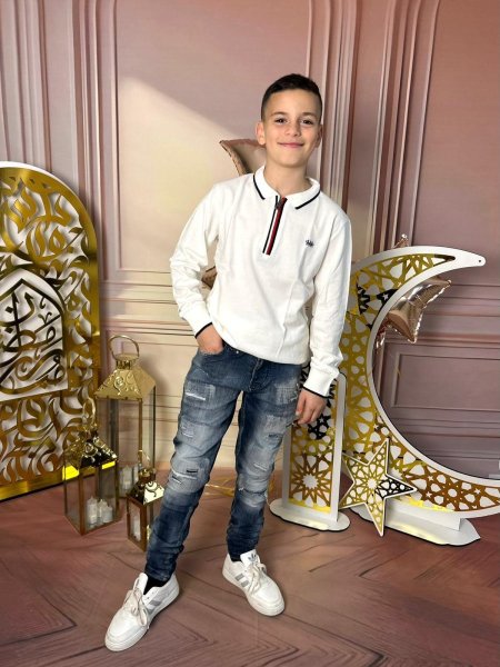 بلوزة الأناقة الكلاسيكية للأولاد